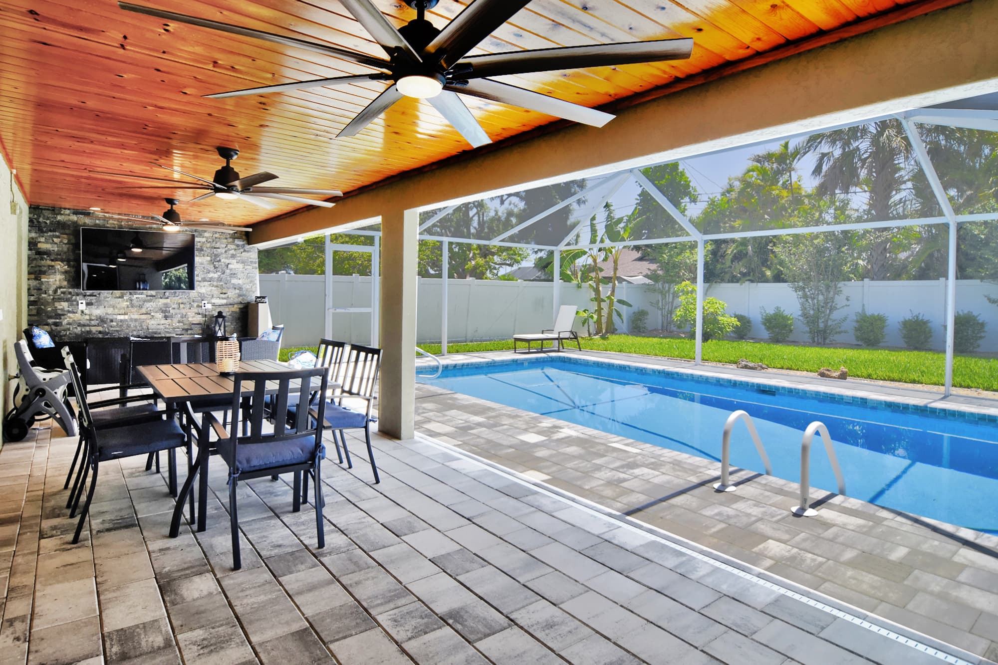 Cape Coral Oasis - Photo 3
